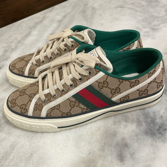 Gucci sneakers - Picture 1 of 5